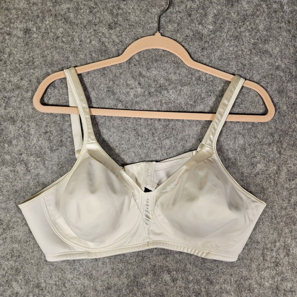 Playtex 18 Hour Silky Soft Smoothing Wireless Bra Sleep Lounge Comfort Size 44B